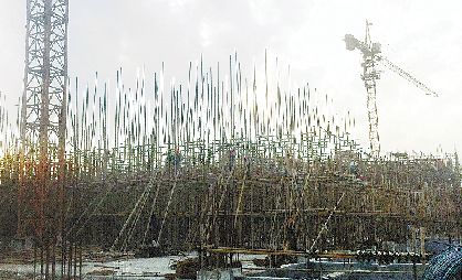 港龍新材料項目施工現場。