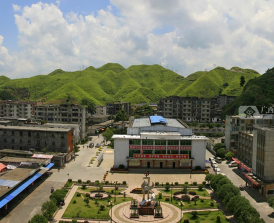 南丹縣有色金屬產(chǎn)業(yè)基地  加快推進(jìn)企業(yè)轉(zhuǎn)型升級(jí)