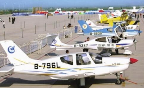 2020年湖南省地級以上城市將全部擁有通用機(jī)場或兼顧通用航空服務(wù)的運(yùn)輸機(jī)場
